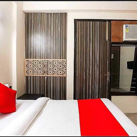 Hotel OYO 89748 Rl Residency Ghaziabad Exterior foto
