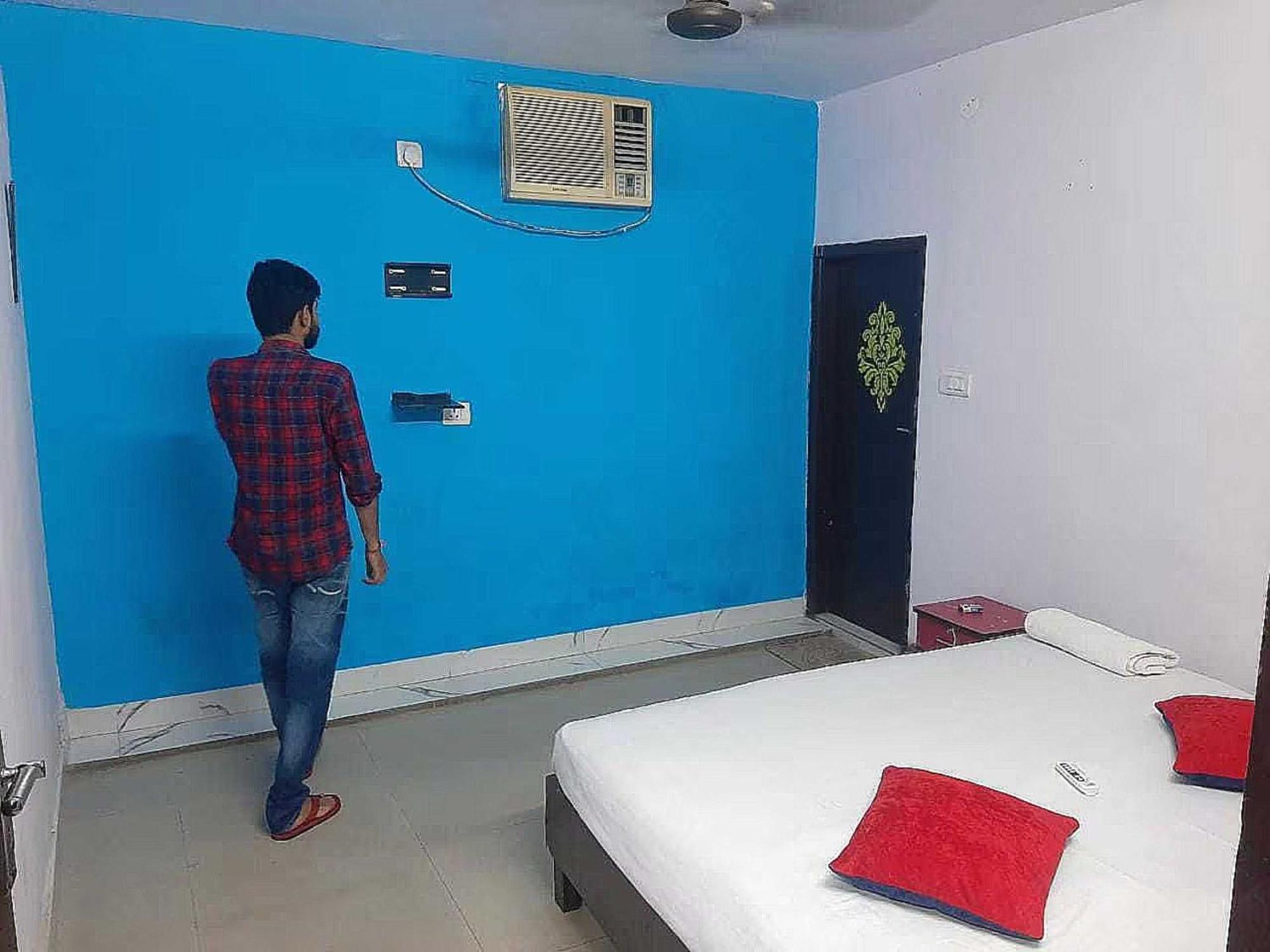 Hotel OYO 89748 Rl Residency Ghaziabad Exterior foto